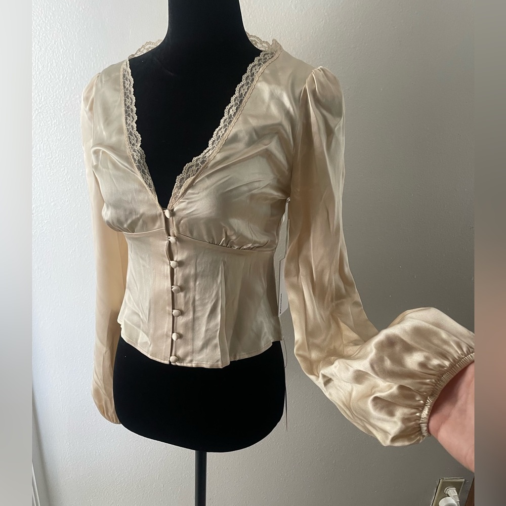 Rare find NWT Reformation blouse